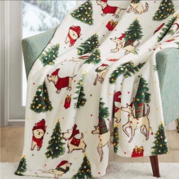 Cozy Plush Dog Christmas & Trees Throw Blanket - Picture 1 of 3